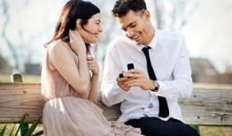 男女的婚姻在线观看,跨越虚拟与现实的爱情旅程